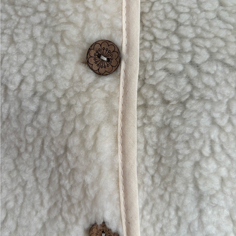 NWOT J& L Paris vest - Picture 4 of 10
